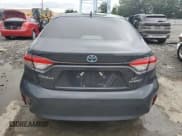 ✅ 2024 Toyota Corolla Hybrid LE • VIN: JTDBCMFE6R3038290 • Lot: 67079085. Wystawiony na Copart z przebiegiem 39 251 mil. Bezpłatny archiwum sprzedaży aukcyjnych z USA i szczegółowy raport historii pojazdu na DreamBid. Zdjęcie 6.