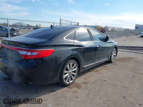2014 Hyundai Azera Limited с VIN KMHFH4JG7EA353094, выставлен на аукционе IAAI как лот 41043222 с пробегом 184 924 миль миль и . История ставок и продаж доступна на DreamBid. Изображение 4.