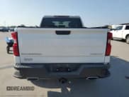 ✅ 2019 Chevrolet Silverado 1500 Custom Trail Boss • VIN: 1GCRYCEF3KZ325318 • Lot: 67884664. Wystawiony na Copart z przebiegiem 29 371 mil. Bezpłatny archiwum sprzedaży aukcyjnych z USA i szczegółowy raport historii pojazdu na DreamBid. Zdjęcie 6.