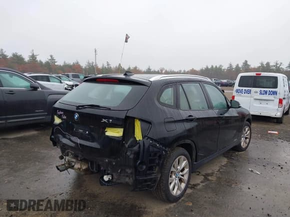 ✅ 2013 BMW X1 xDrive28i • VIN: WBAVL1C54DVR85015 • Лот: 43524874. Опубликован ранее на IAAI с пробегом 152 768 миль. Бесплатный доступ к архиву аукционных продаж из США и подробный отчёт об истории автомобиля на DreamBid. Изображение 4.