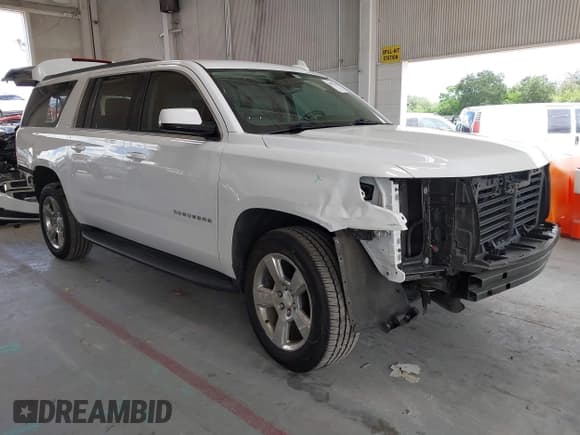 ✅ 2020 Chevrolet Suburban LT • VIN: 1GNSCHKC3LR181222 • Lot: 43047813. Wystawiony na IAAI z przebiegiem 103 318 mil. Bezpłatny archiwum sprzedaży aukcyjnych z USA i szczegółowy raport historii pojazdu na DreamBid. Zdjęcie 1.