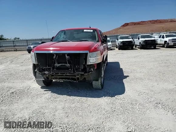 ✅ 2014 Chevrolet Silverado 2500HD LT • VIN: 1GC1CXCG3EF122370 • Лот: 71971765. Опубликован ранее на Copart с пробегом 259 701 миль. Бесплатный доступ к архиву аукционных продаж из США и подробный отчёт об истории автомобиля на DreamBid. Изображение 13.