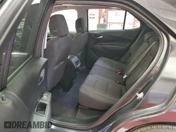 ✅ 2020 Chevrolet Equinox LT • VIN: 2GNAXJEV4L6232291 • Лот: 42295253. Опубликован ранее на IAAI с пробегом 31 096 миль. Бесплатный доступ к архиву аукционных продаж из США и подробный отчёт об истории автомобиля на DreamBid. Изображение 1.