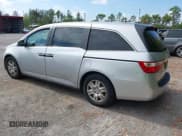 ✅ 2013 Honda Odyssey LX • VIN: 5FNRL5H2XDB001052 • Лот: 43789425. Опубликован ранее на IAAI с пробегом 160 173 миль. Бесплатный доступ к архиву аукционных продаж из США и подробный отчёт об истории автомобиля на DreamBid. Изображение 3.