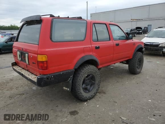 ✅ 1992 Toyota 4Runner • VIN: JT3VN39W3N0087131 • Lot: 58423185. Wystawiony na Copart z przebiegiem 232 640 mil. Bezpłatny archiwum sprzedaży aukcyjnych z USA i szczegółowy raport historii pojazdu na DreamBid. Zdjęcie 3.