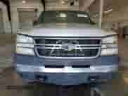 2006 Chevrolet Silverado 3500 DRW Wrk Trk z VIN 1GCJK39G96E187525, wystawiony jako Copart lot #60446385 z przebiegiem Nie podano mil oraz Szkoda całkowita • Salvage title. Historia ofert i sprzedaży dostępna na DreamBid. Obrazek 5.