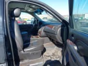 ✅ 2014 GMC Sierra 2500HD Denali • VIN: 1GT125E87EF174792 • Lot: 41634675. Listed on IAAI with 324,377 mi. Free auction sales archive from the USA and detailed vehicle history report at DreamBid. Image 5.