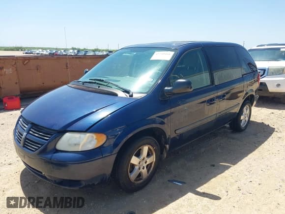 ✅ 2006 Dodge Caravan SXT • VIN: 1D4GP45R36B738254 • Lot: 42240166. Wystawiony na IAAI z przebiegiem 196 521 mil. Bezpłatny archiwum sprzedaży aukcyjnych z USA i szczegółowy raport historii pojazdu na DreamBid. Zdjęcie 2.