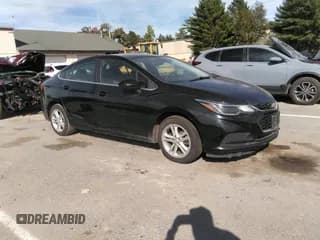 ✅ 2017 Chevrolet Cruze LT • VIN: 1G1BE5SMXH7197701 • Лот: 43202080. Опубликован ранее на IAAI с пробегом Не указан. Бесплатный доступ к архиву аукционных продаж из США и подробный отчёт об истории автомобиля на DreamBid. Изображение 1.