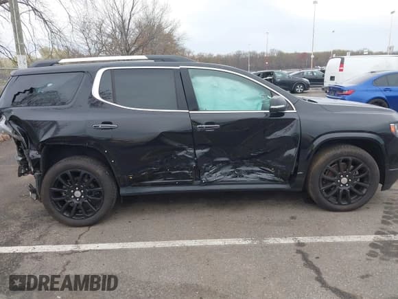 ✅ 2020 GMC Acadia Denali • VIN: 1GKKNXLS4LZ143473 • Lot: 42038816. Wystawiony na IAAI z przebiegiem 39 851 mil. Bezpłatny archiwum sprzedaży aukcyjnych z USA i szczegółowy raport historii pojazdu na DreamBid. Zdjęcie 13.