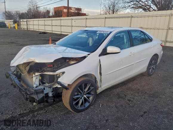 ✅ 2017 Toyota Camry LE • VIN: 4T1BF1FK5HU694013 • Lot: 93676245. Wystawiony na Copart z przebiegiem 113 342 mil. Bezpłatny archiwum sprzedaży aukcyjnych z USA i szczegółowy raport historii pojazdu na DreamBid. Zdjęcie 1.