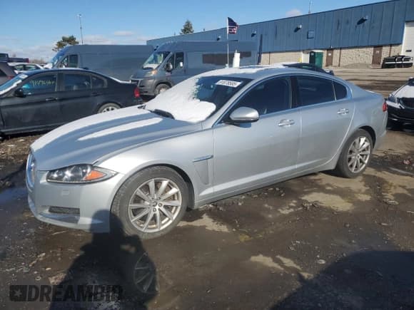 ✅ 2012 Jaguar XF • VIN: SAJWA0FB3CLS37327 • Лот: 91878585. Опубликован ранее на Copart с пробегом 156 640 миль. Бесплатный доступ к архиву аукционных продаж из США и подробный отчёт об истории автомобиля на DreamBid. Изображение 1.