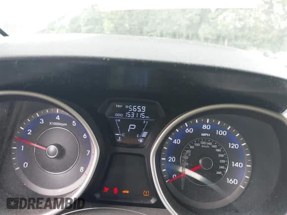 ✅ 2013 Hyundai Elantra GLS • VIN: KMHDH4AE8DU829579 • Lot: 42940329. Listed on IAAI with 153,115 mi. Free auction sales archive from the USA and detailed vehicle history report at DreamBid. Image 16.