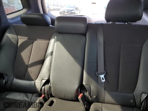 ✅ 2010 Hyundai Santa Fe SE • VIN: 5NMSH4AG2AH393165 • Lot: 68891804. Listed on Copart with 167,689 mi. Free auction sales archive from the USA and detailed vehicle history report at DreamBid. Image 10.