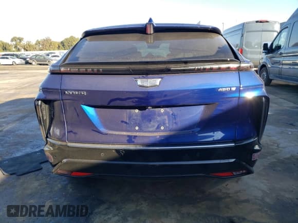 ✅ 2024 Cadillac LYRIQ Luxury • VIN: 1GYKPRRK4RZ105978 • Lot: 70080924. Wystawiony na Copart z przebiegiem 14 251 mil. Bezpłatny archiwum sprzedaży aukcyjnych z USA i szczegółowy raport historii pojazdu na DreamBid. Zdjęcie 6.