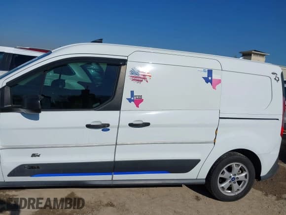 ✅ 2016 Ford Transit Connect XLT • VIN: NM0LE7F77G1275927 • Lot: 41635307. Listed on IAAI with 49,577 mi. Free auction sales archive from the USA and detailed vehicle history report at DreamBid. Image 14.