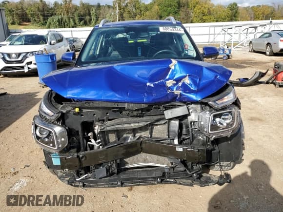 ✅ 2023 Hyundai Venue Limited • VIN: KMHRC8A38PU254334 • Lot: 80869344. Listed on Copart with 32,939 mi. Free auction sales archive from the USA and detailed vehicle history report at DreamBid. Image 5.