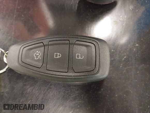 ✅ 2013 Ford C-Max SEL • VIN: 1FADP5BU9DL531704 • Лот: 42228841. Опубликован ранее на IAAI с пробегом 91 808 миль. Бесплатный доступ к архиву аукционных продаж из США и подробный отчёт об истории автомобиля на DreamBid. Изображение 11.