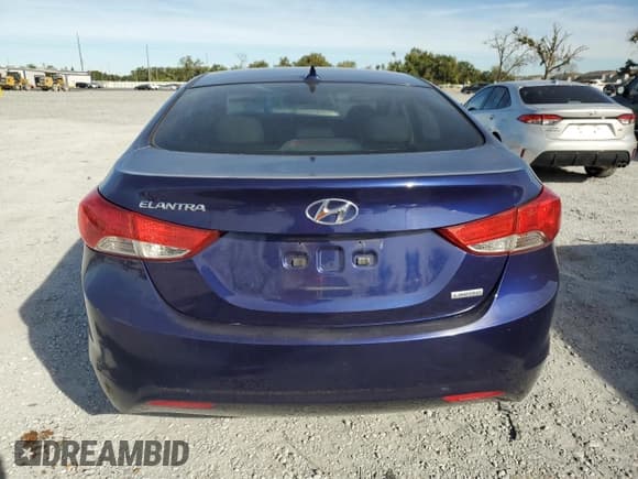 ✅ 2012 Hyundai Elantra Limited • VIN: 5NPDH4AE9CH118860 • Lot: 92302465. Listed on Copart with 133,852 mi. Free auction sales archive from the USA and detailed vehicle history report at DreamBid. Image 6.
