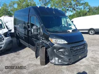 ✅ 2023 Ram ProMaster Cargo • VIN: 3C6LRVBG1PE548365 • Lot: 43137166. Wystawiony na IAAI z przebiegiem 60 396 mil. Bezpłatny archiwum sprzedaży aukcyjnych z USA i szczegółowy raport historii pojazdu na DreamBid. Zdjęcie 1.