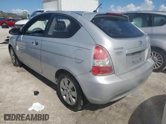 2008 Hyundai Accent GS с VIN KMHCM36C78U058661, выставлен на аукционе Copart как лот 76366274 с пробегом 77 774 миль миль и Списание • Salvage title. История ставок и продаж доступна на DreamBid. Изображение 2.