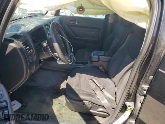 ✅ 2008 Hummer H3 SUV • VIN: 5GTEN13E688177923 • Lot: 70684055. Listed on Copart with 196,579 mi. Free auction sales archive from the USA and detailed vehicle history report at DreamBid. Image 7.