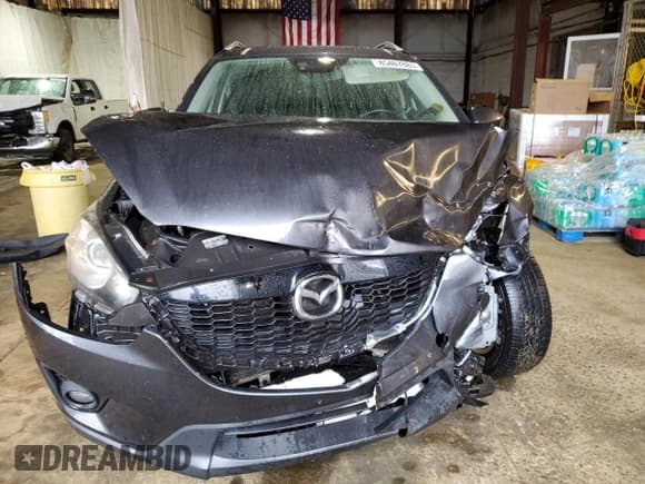 ✅ 2014 Mazda CX-5 Touring • VIN: JM3KE4CY2E0301693 • Lot: 85407885. Wystawiony na Copart z przebiegiem 177 738 mil. Bezpłatny archiwum sprzedaży aukcyjnych z USA i szczegółowy raport historii pojazdu na DreamBid. Zdjęcie 5.