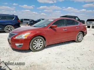 ✅ 2014 Nissan Altima 2.5 • VIN: 1N4AL3AP4EN214353 • Lot: 84451125. Listed on Copart with 100,235 mi. Free auction sales archive from the USA and detailed vehicle history report at DreamBid. Image 1.