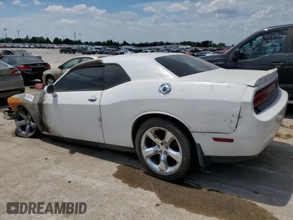 ✅ 2012 Dodge Challenger R/T • VIN: 2C3CDYBT7CH285212 • Lot: 58659914. Wystawiony na Copart z przebiegiem Nie podano. Bezpłatny archiwum sprzedaży aukcyjnych z USA i szczegółowy raport historii pojazdu na DreamBid. Zdjęcie 2.