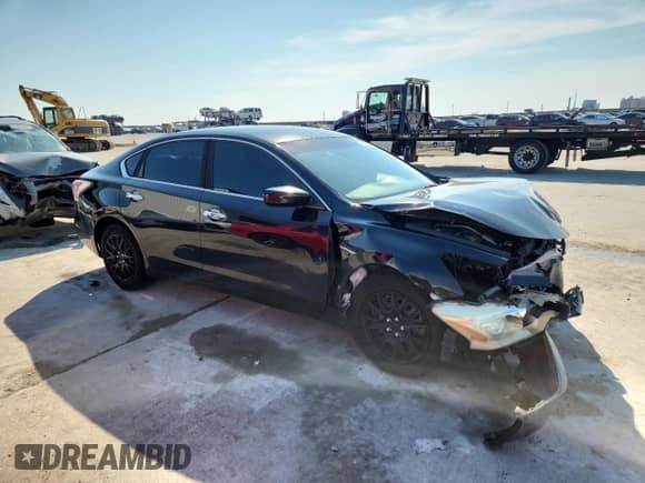 2015 Nissan Altima S with VIN 1N4AL3AP9FN920719, listed as a Copart auction lot 70376055 with Not provided miles and Salvage title. Bid and sale history available at DreamBid. Image 4.
