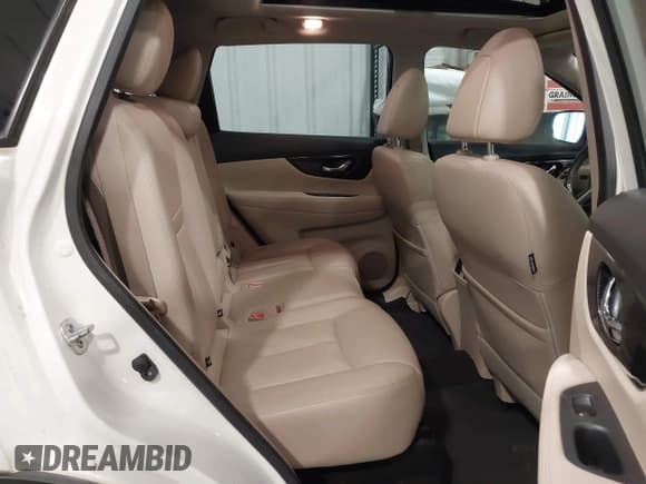 ✅ 2017 Nissan Rogue SL • VIN: JN8AT2MV8HW256848 • Lot: 42271691. Listed on IAAI with 103,597 mi. Free auction sales archive from the USA and detailed vehicle history report at DreamBid. Image 8.