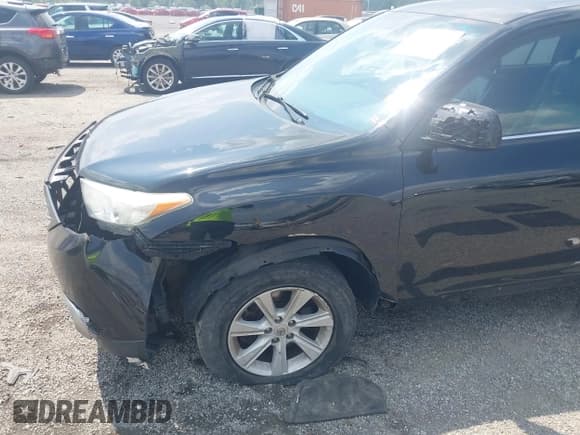 ✅ 2012 Toyota Highlander • VIN: 5TDBK3EHXCS152212 • Lot: 42791779. Wystawiony na IAAI z przebiegiem 199 687 mil. Bezpłatny archiwum sprzedaży aukcyjnych z USA i szczegółowy raport historii pojazdu na DreamBid. Zdjęcie 6.