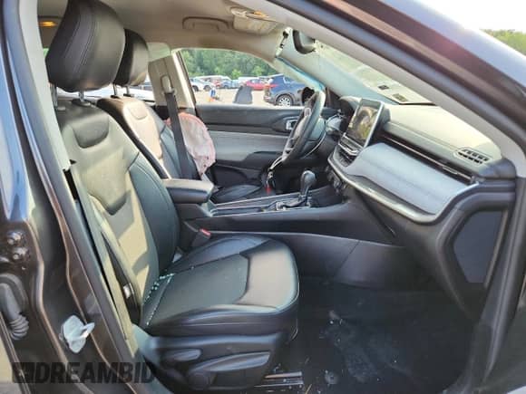 2022 Jeep Compass Latitude с VIN 3C4NJDBB9NT154533, выставлен на аукционе Copart как лот 65537715 с пробегом 23 613 миль миль и Списание • Salvage title. История ставок и продаж доступна на DreamBid. Изображение 7.