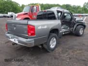 ✅ 2005 Dodge Dakota SLT • VIN: 1D7HW48N55S338679 • Lot: 42525904. Listed on IAAI with 107,988 mi. Free auction sales archive from the USA and detailed vehicle history report at DreamBid. Image 4.