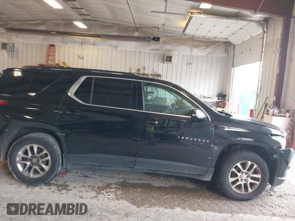 ✅ 2019 Chevrolet Traverse LT Cloth • VIN: 1GNERGKW2KJ123034 • Lot: 43498104. Wystawiony na IAAI z przebiegiem 155 224 mil. Bezpłatny archiwum sprzedaży aukcyjnych z USA i szczegółowy raport historii pojazdu na DreamBid. Zdjęcie 13.