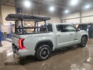 ✅ 2024 Toyota Tundra SR5 • VIN: 5TFLA5DBXRX228269 • Lot: 90706695. Wystawiony na Copart z przebiegiem 30 461 mil. Bezpłatny archiwum sprzedaży aukcyjnych z USA i szczegółowy raport historii pojazdu na DreamBid. Zdjęcie 3.