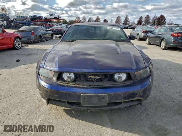 ✅ 2012 Ford Mustang GT Premium • VIN: 1ZVBP8CFXC5228238 • Лот: 94267115. Опубликован ранее на Copart с пробегом 118 229 миль. Бесплатный доступ к архиву аукционных продаж из США и подробный отчёт об истории автомобиля на DreamBid. Изображение 5.