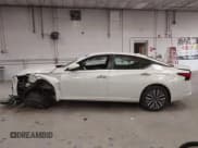 ✅ 2023 Nissan Altima SV • VIN: 1N4BL4DW3PN348058 • Lot: 43380712. Wystawiony na IAAI z przebiegiem 44 623 mil. Bezpłatny archiwum sprzedaży aukcyjnych z USA i szczegółowy raport historii pojazdu na DreamBid. Zdjęcie 14.