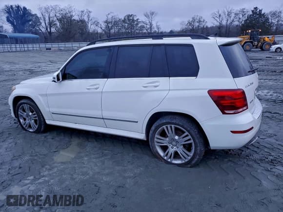 ✅ 2013 Mercedes-Benz GLK 350 • VIN: WDCGG8JBXDG108738 • Лот: 95144195. Опубликован ранее на Copart с пробегом 150 181 миль. Бесплатный доступ к архиву аукционных продаж из США и подробный отчёт об истории автомобиля на DreamBid. Изображение 2.