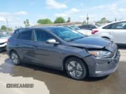 ✅ 2019 Hyundai Ioniq Blue • VIN: KMHC65LCXKU125030 • Lot: 41912501. Wystawiony na IAAI z przebiegiem 135 764 mil. Bezpłatny archiwum sprzedaży aukcyjnych z USA i szczegółowy raport historii pojazdu na DreamBid. Zdjęcie 13.