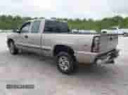✅ 2000 Chevrolet Silverado 1500 LS • VIN: 2GCEK19V6Y1387304 • Lot: 42312482. Wystawiony na IAAI z przebiegiem 279 382 mil mil. Skorzystaj z bezpłatnego archiwum sprzedaży aukcyjnych z USA i zobacz szczegółowy raport historii pojazdu na DreamBid. Zdjęcie 3.