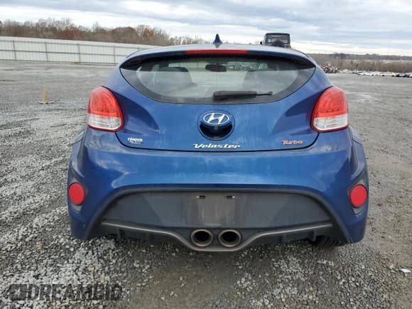 ✅ 2016 Hyundai Veloster Turbo • VIN: KMHTC6AE9GU292005 • Lot: 85584934. Wystawiony na Copart z przebiegiem 133 859 mil. Bezpłatny archiwum sprzedaży aukcyjnych z USA i szczegółowy raport historii pojazdu na DreamBid. Zdjęcie 6.