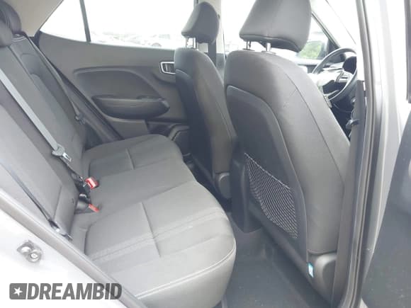 ✅ 2020 Hyundai Venue SEL • VIN: KMHRC8A36LU035740 • Lot: 42147822. Listed on IAAI with 31,237 mi. Free auction sales archive from the USA and detailed vehicle history report at DreamBid. Image 8.