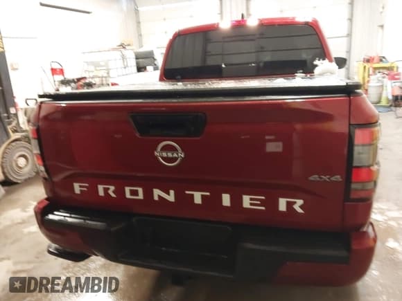 ✅ 2025 Nissan Frontier Pro-4X • VIN: 1N6ED1EK2SN608647 • Lot: 41536731. Listed on IAAI with 3,161 mi. Free auction sales archive from the USA and detailed vehicle history report at DreamBid. Image 17.