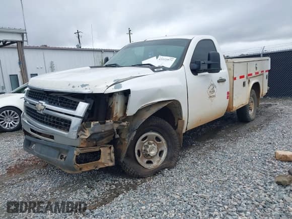 ✅ 2010 Chevrolet Silverado 2500HD Work Truck • VIN: 1GC3KVBG5AF115495 • Lot: 43522977. Listed on IAAI with 337,693 mi. Free auction sales archive from the USA and detailed vehicle history report at DreamBid. Image 19.
