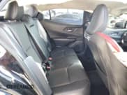 ✅ 2023 Toyota Prius SE • VIN: JTDACACU0P3003845 • Lot: 80788045. Wystawiony na Copart z przebiegiem 79 137 mil. Bezpłatny archiwum sprzedaży aukcyjnych z USA i szczegółowy raport historii pojazdu na DreamBid. Zdjęcie 10.