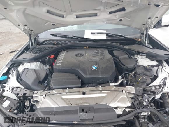 ✅ 2024 BMW 3 Series 330i xDrive • VIN: 3MW89FF05R8D96283 • Lot: 42264931. Listed on IAAI with Not provided. Free auction sales archive from the USA and detailed vehicle history report at DreamBid. Image 10.