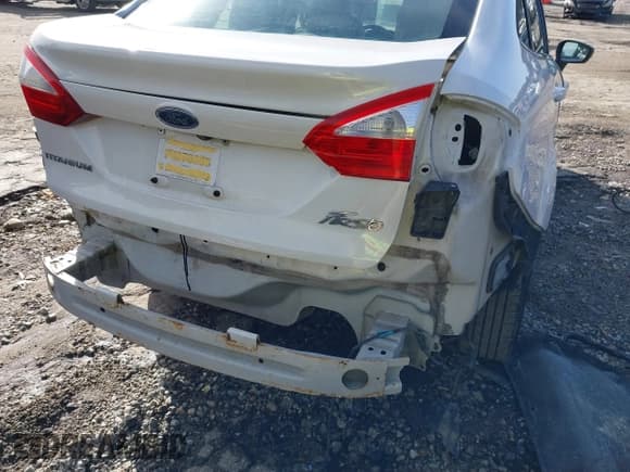 ✅ 2018 Ford Fiesta Titanium • VIN: 3FADP4CJ0JM138926 • Lot: 41578956. Listed on IAAI with 152,579 mi. Free auction sales archive from the USA and detailed vehicle history report at DreamBid. Image 18.