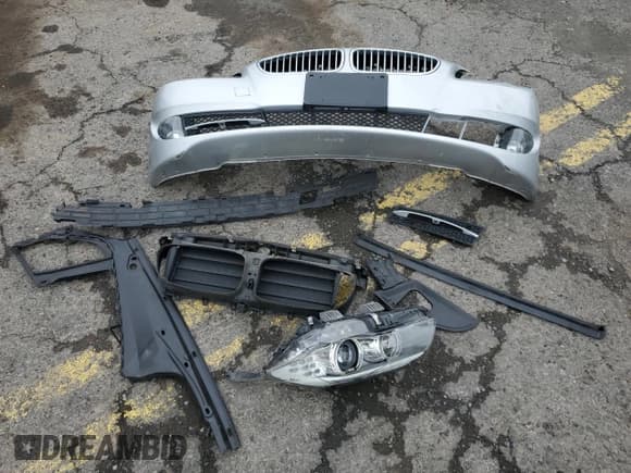 ✅ 2013 BMW 5 Series 528i • VIN: WBAXG5C53DDY30966 • Lot: 67057975. Listed on Copart with 78,942 mi. Free auction sales archive from the USA and detailed vehicle history report at DreamBid. Image 12.