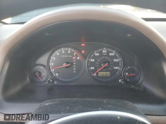 ✅ 2001 Honda Civic LX • VIN: JHMES16561S001005 • Lot: 85138125. Listed on Copart with 178,363 mi. Free auction sales archive from the USA and detailed vehicle history report at DreamBid. Image 9.